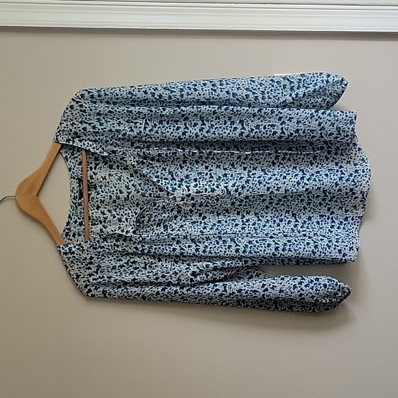 EUC Daisy Fuentes Floral Sheer Peasant Blouse - Picture 1 of 10